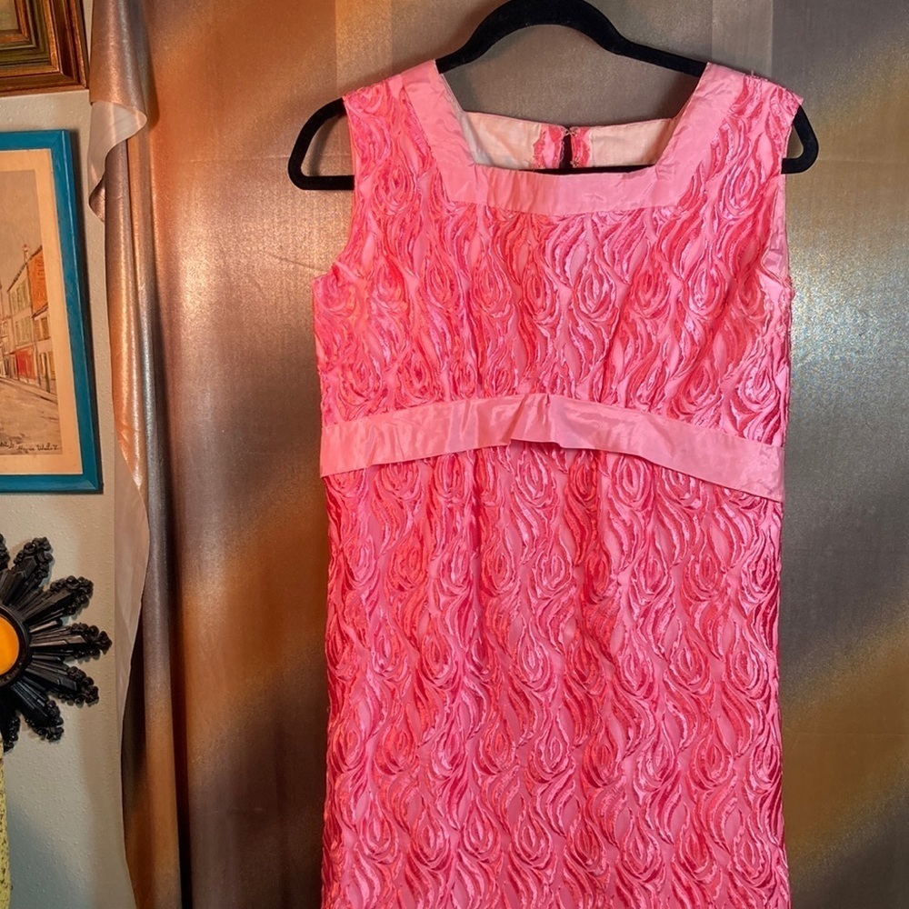 Vintage 60’s pink dress with pink lace overlay. 36” chest 34” waist 125